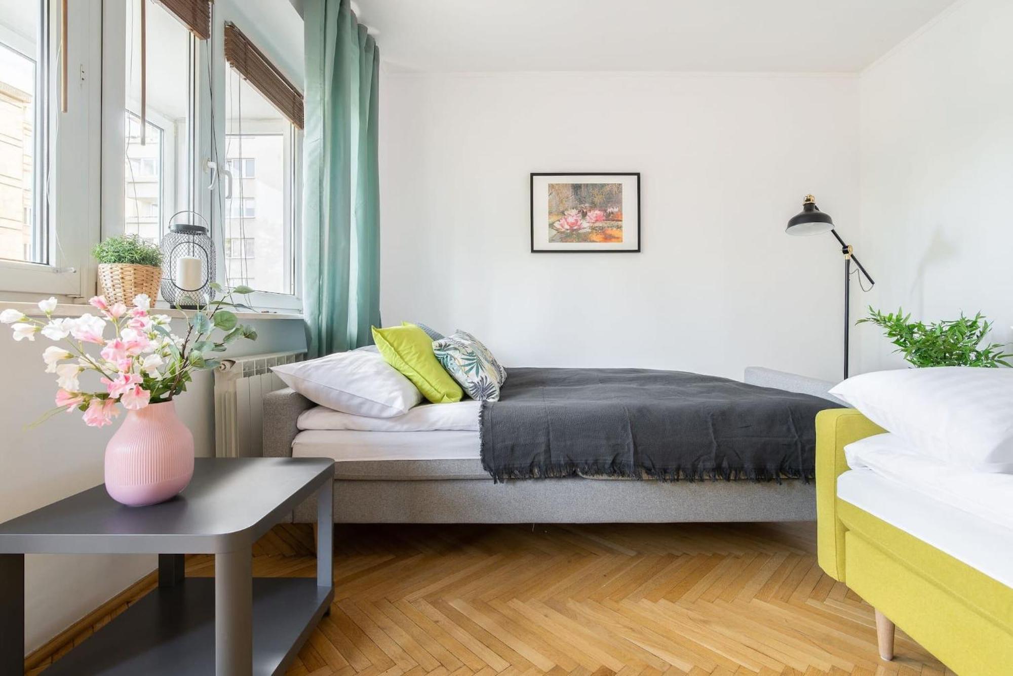 Smolna 8 - Warm Apartment With Balcony By Noclegi Renters Βαρσοβία Εξωτερικό φωτογραφία